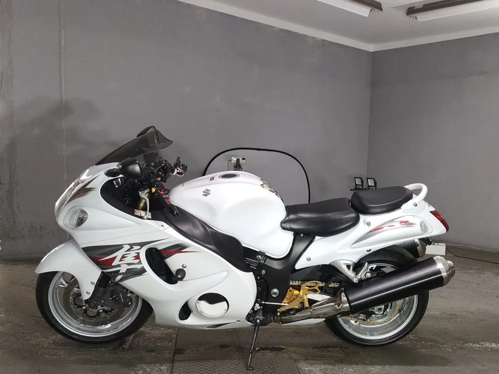 Suzuki GSX1300R 2012, белый, фото 2