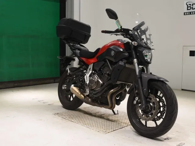 Yamaha MT-07, красный, фото 3