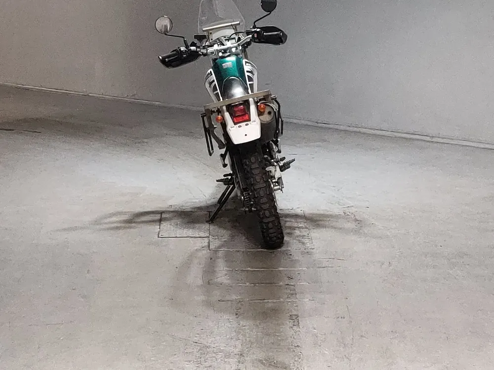 Yamaha Serow 250, белый, зелёный, фото 4