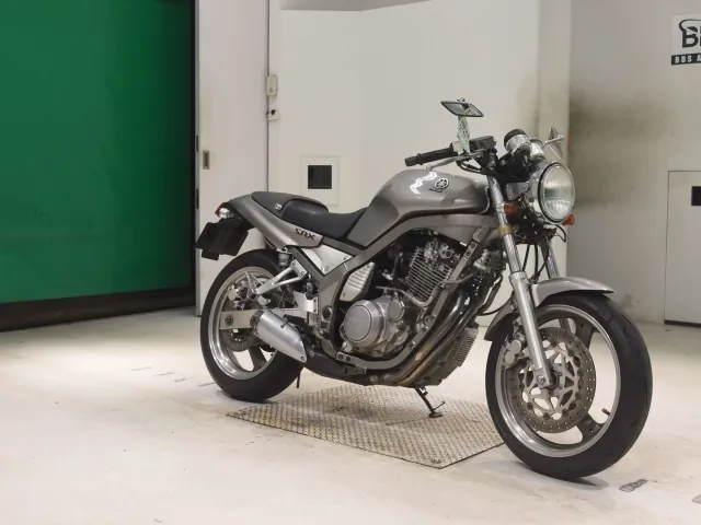 Yamaha SRX400 1995, серебристый, фото 3