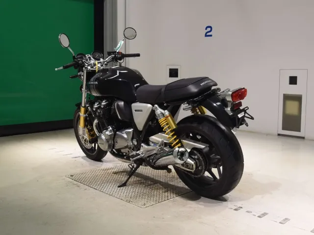 Honda CB1100F 2017, чёрный, серебристый, фото 6