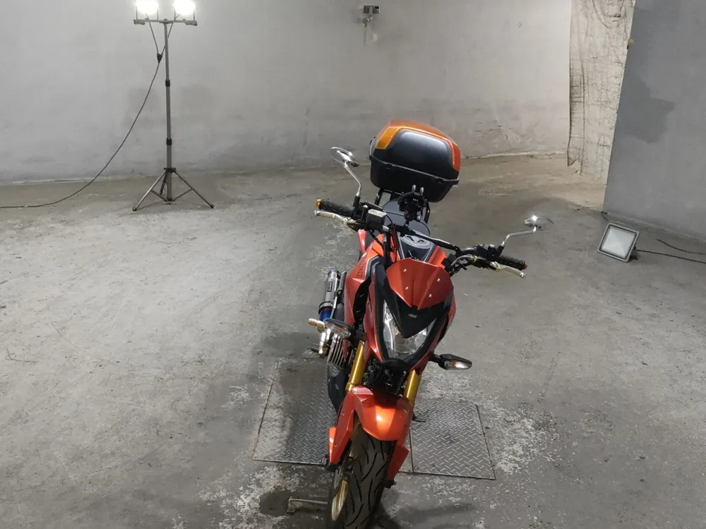Kawasaki Z125 PRO, оранжевый, фото 3