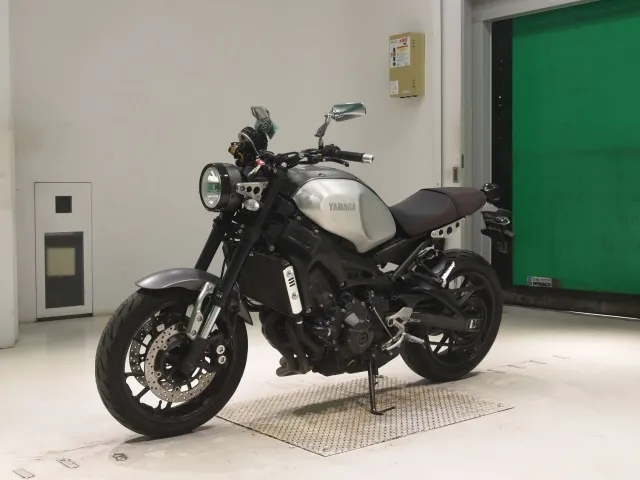 Yamaha XSR900 2016, matt silver, фото 4