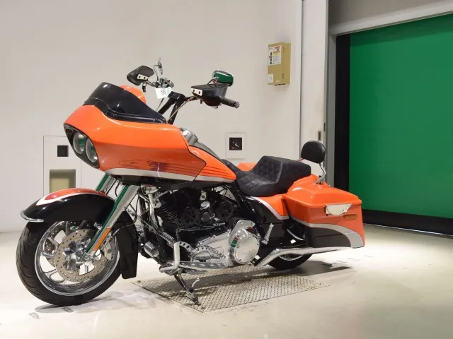 Harley-Davidson FLTR1580CVO 2009, чёрный, оранжевый, фото 4