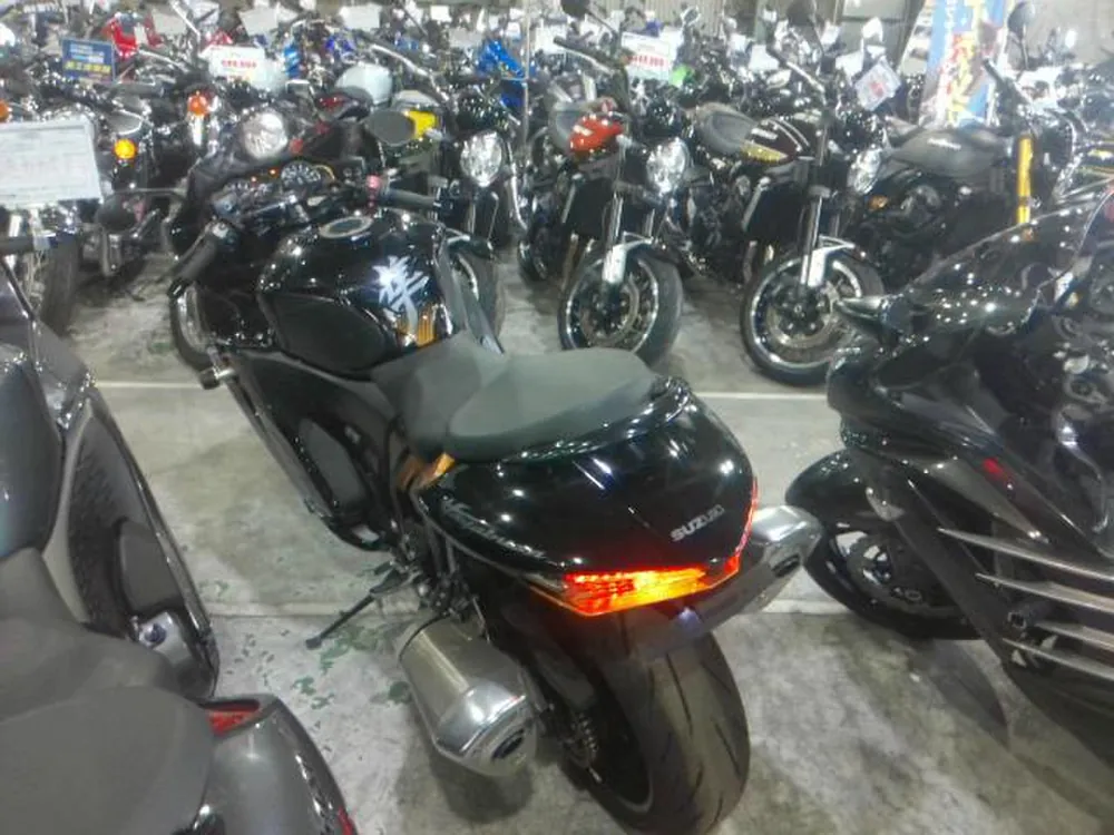 Suzuki Hayabusa 2021, чёрный, фото 2