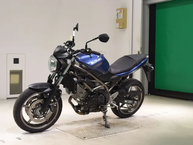 Suzuki SV650 2023, синий, фото 4