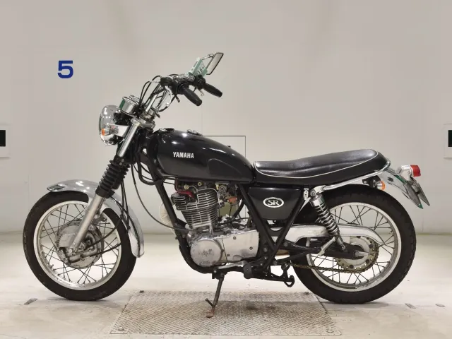 Yamaha SR400 1997, чёрный, фото 2
