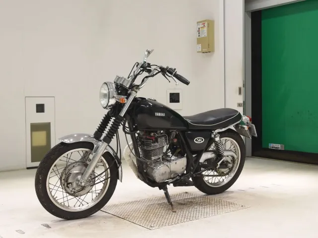 Yamaha SR400 1997, чёрный, фото 4
