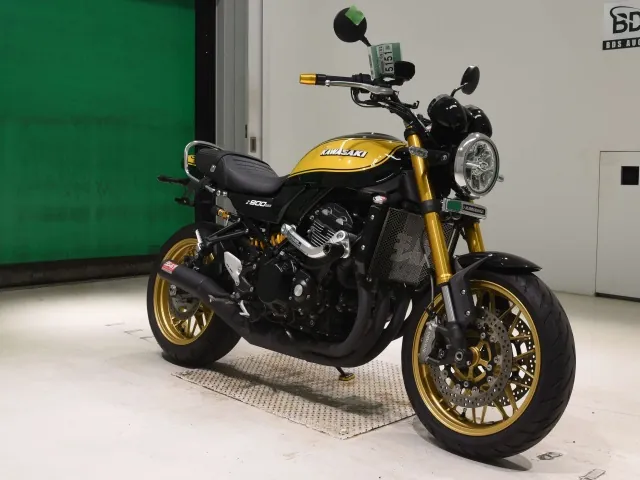 Kawasaki Z900RS 2023, black | yellow, фото 3
