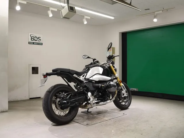 BMW R Nine T 2023, black | silver, фото 5