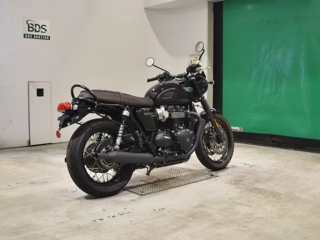 Triumph Bonneville T120 2019, чёрный, фото 5
