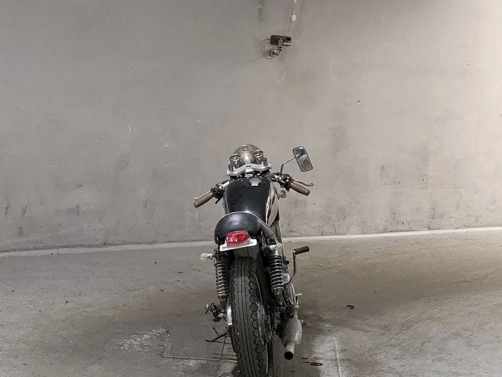 Yamaha SR400 1995, чёрный, серый, фото 4