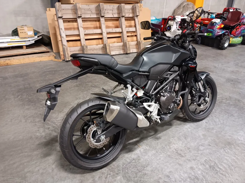 Honda CB250R MC52, чёрный, фото 8