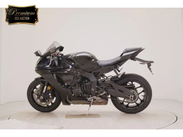 Yamaha YZF-R1M 2021, чёрный, фото 2