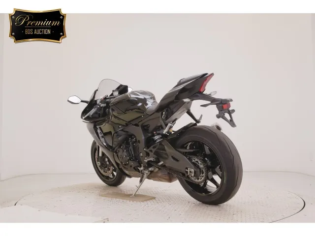 Yamaha YZF-R1M 2021, чёрный, фото 6