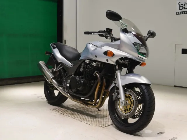 Kawasaki ZR-7S 2003, серебристый, фото 3