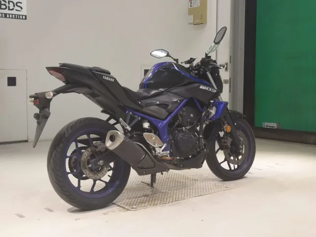 Yamaha MT-03 2018, black | blue, фото 5