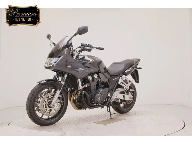 Honda CB1300 2025, black | gunmetal, фото 4