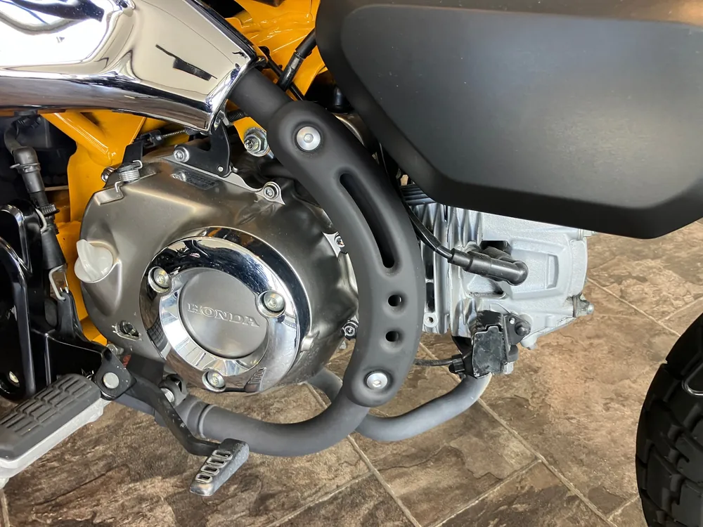 Honda Monkey 125, белый, жёлтый, фото 4