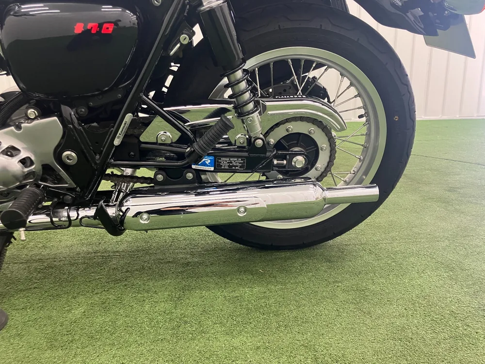 Kawasaki W800-2 2022, чёрный, серебристый, фото 20