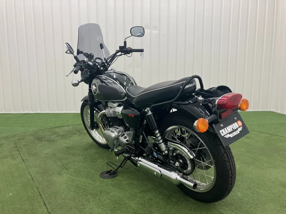 Kawasaki W800-2 2022, чёрный, серебристый, фото 8