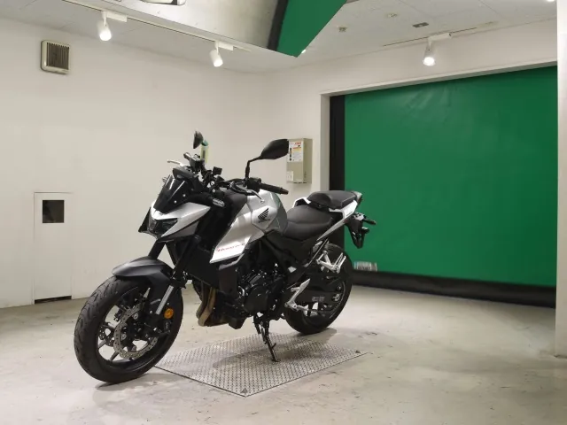 Honda CB750 Hornet, белый, фото 4