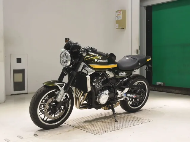 Kawasaki Z900RS 2021, зелёный, фото 4