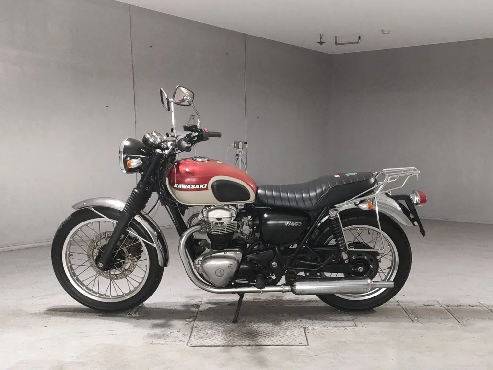Kawasaki W400 2007, silver / red, фото 2