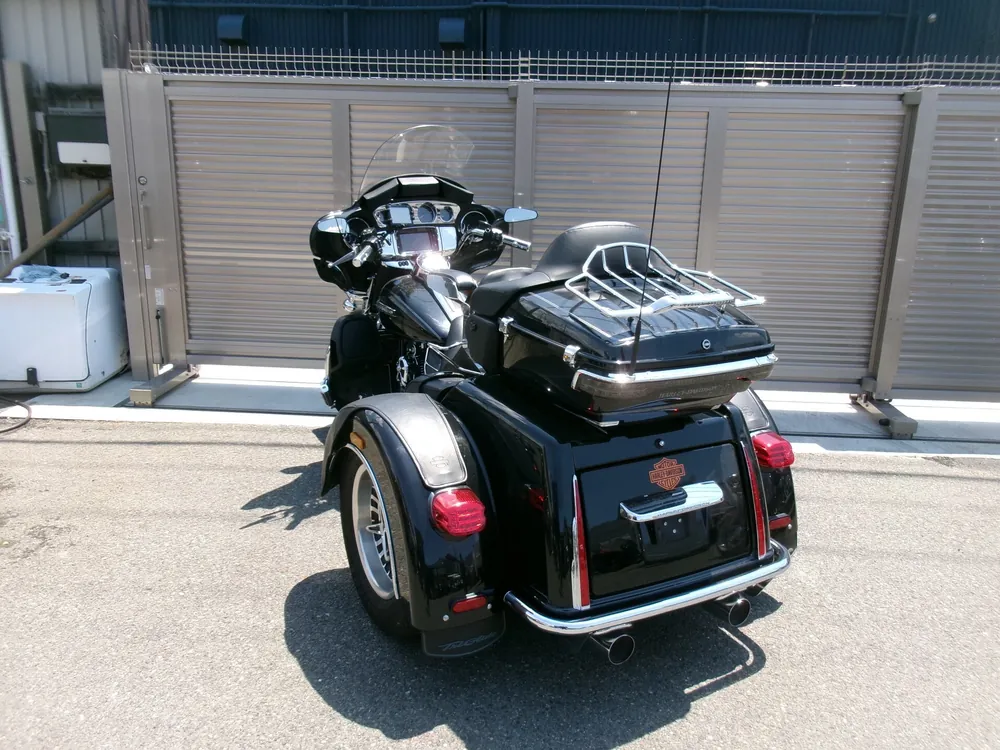 Harley-Davidson FLHTCU 2015, чёрный, фото 5