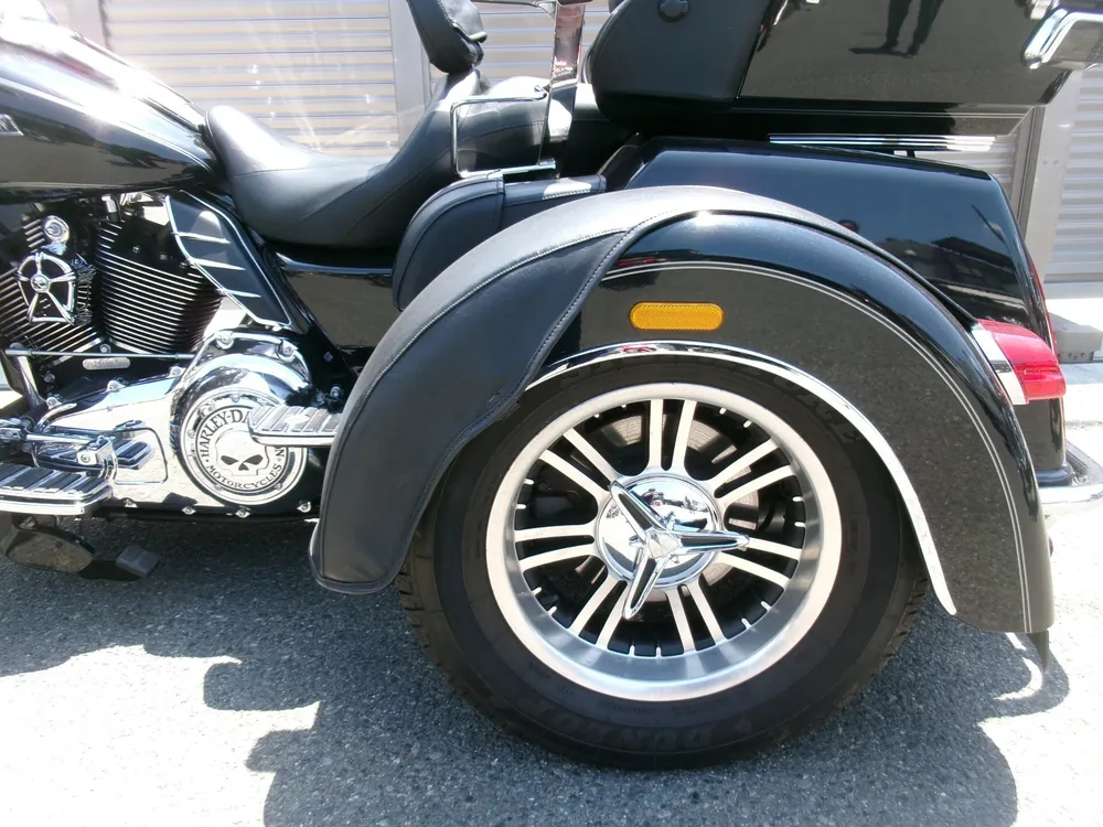 Harley-Davidson FLHTCU 2015, чёрный, фото 9
