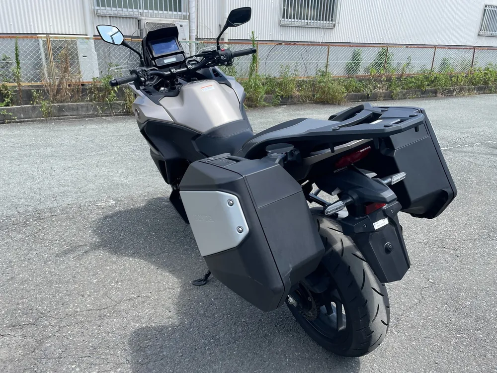 Honda NT1100 2025, золотистый, фото 5