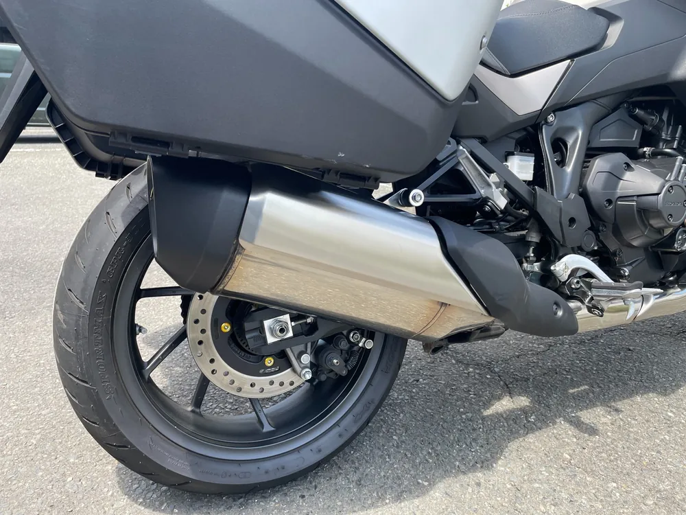 Honda NT1100 2025, золотистый, фото 7