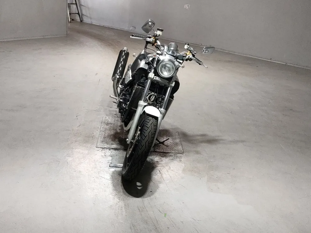 Yamaha V-MAX 1990, белый, фото 3