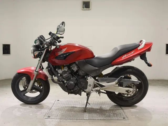 Honda Hornet 250, красный, фото 2