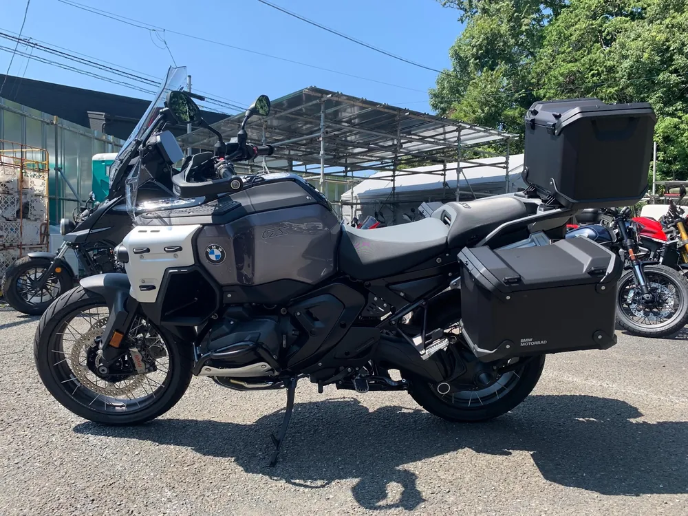 BMW R1300GS ADV 2026, gray / black, фото 3