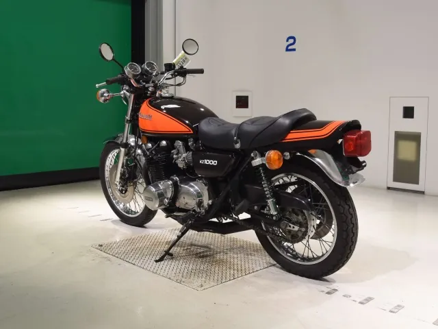 Kawasaki Z1000A 2026, light brown | orange, фото 6