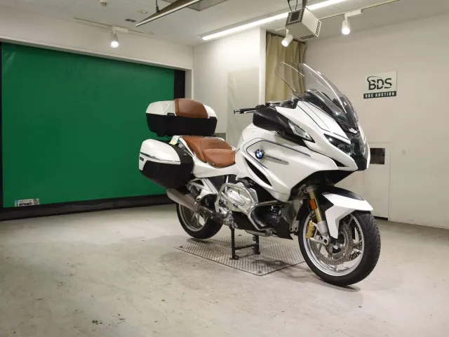 BMW R1250RT 2021, белый, фото 3