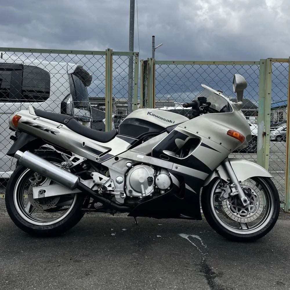 Kawasaki ZZR400 1998, фото 3