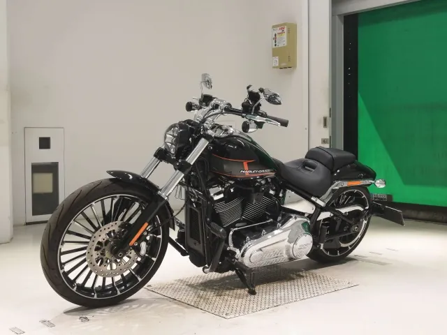 Harley-Davidson FXBR1920 2023, чёрный, фото 4