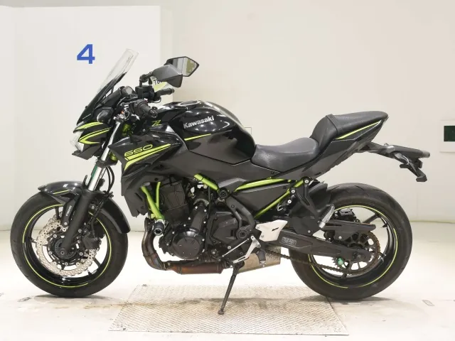 Kawasaki Ninja650A 2021, black | yellow, фото 2