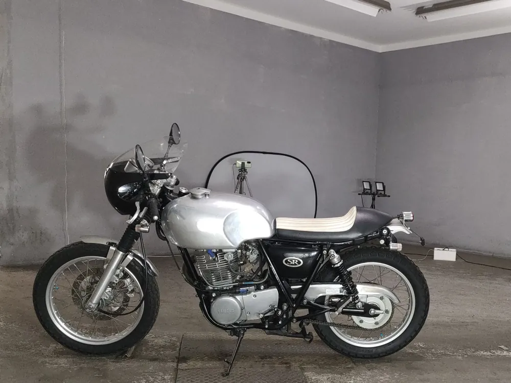 Yamaha SR400 2002, серебристый, фото 2