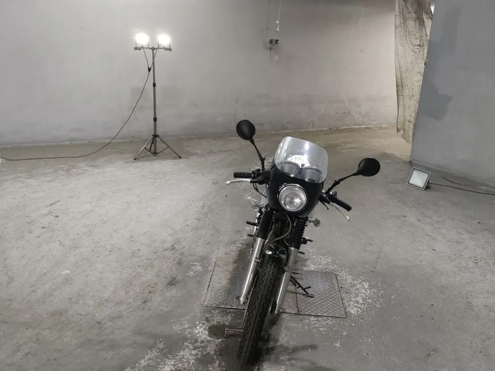 Yamaha SR400 2002, серебристый, фото 3
