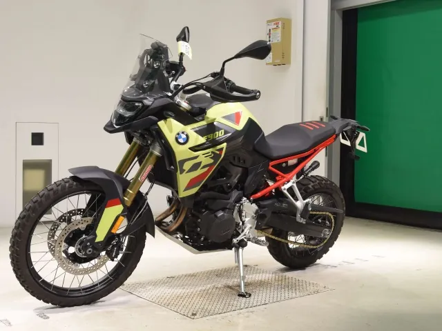 BMW F900Gs 2025, жёлтый, фото 4