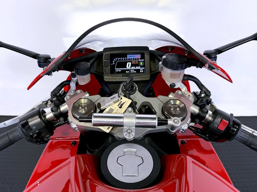 EBR 1190RX 2015, фото 2