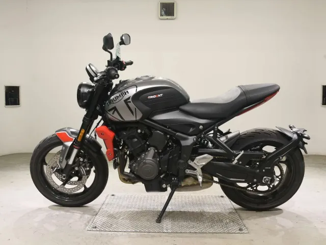 Triumph Trident 660 2025, gunmetal, фото 2