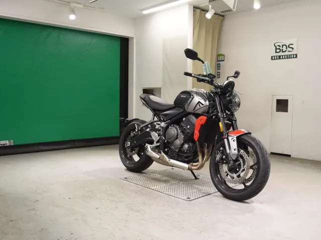 Triumph Trident 660 2025, gunmetal, фото 3