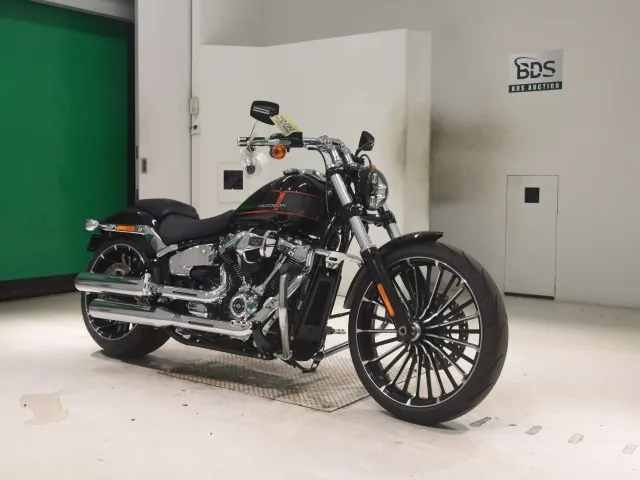 Harley-Davidson FXBR1920 2024, чёрный, фото 3
