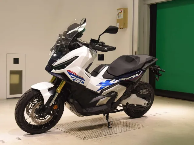 Honda X-ADV750, white | red | blue, фото 4