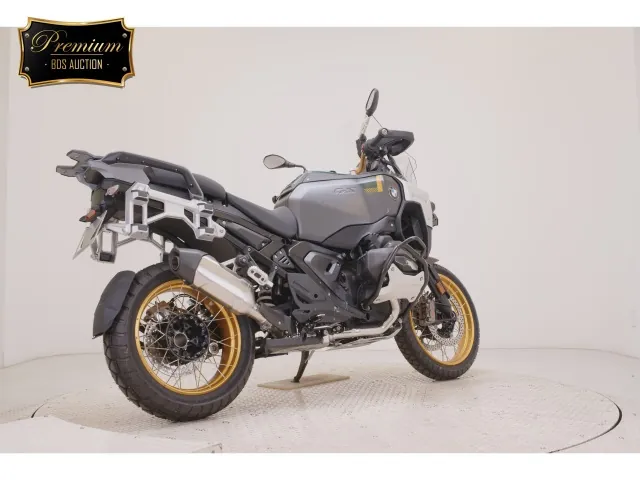 BMW R1300Gs Adv Asa 2026, зелёный, фото 5