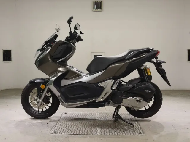 Honda ADV150, matt gun, фото 2